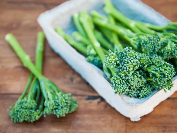 Exploring Broccolini: Nutritional Insights, Health Benefits, and Cooking Tips