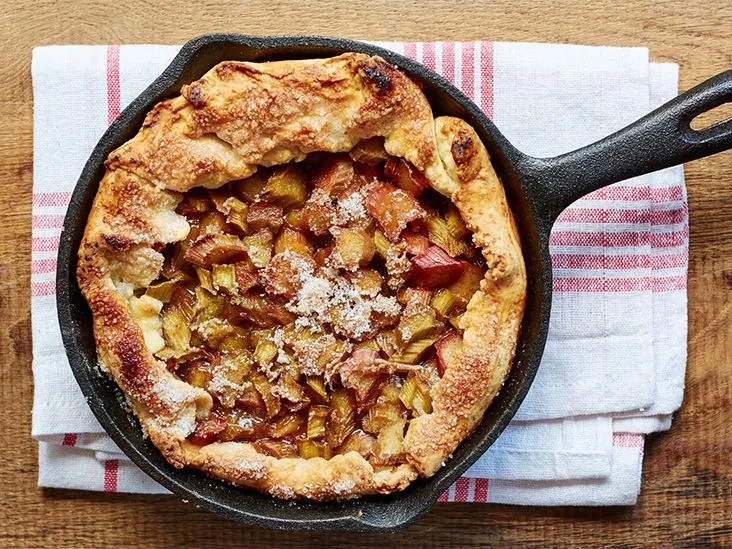 Ultimate Guide to Cast Iron Cooking: A Modern Classic